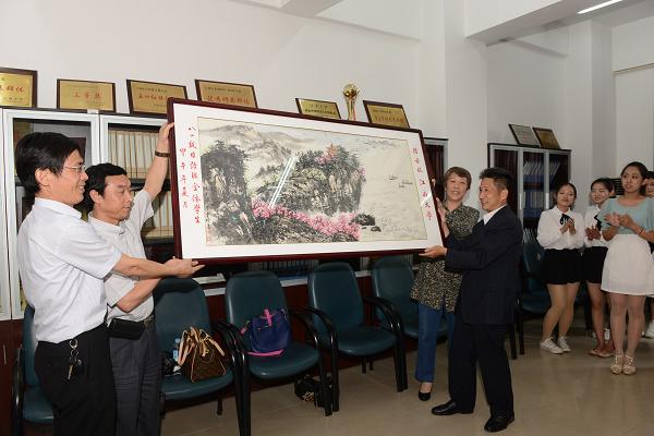 三十年后再聚首，心念师恩忆往昔——记suncitygroup太阳新城80级日语班毕业三十周年纪念会