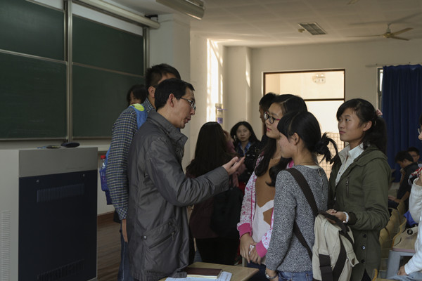 【suncitygroup太阳新城新生导航系列讲座】Learn to learn--suncitygroup太阳新城经理与14级员工亲密接触